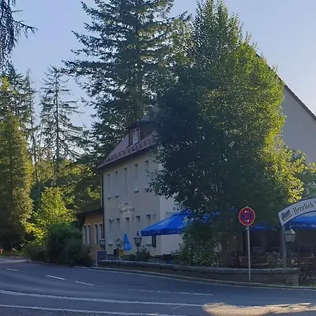Hotell Berggasthof Waldlust 3*